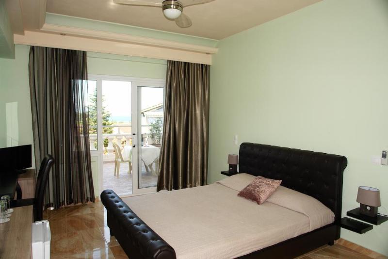 Victoria Hill Hotel Dassia  Dış mekan fotoğraf