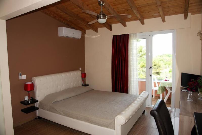 Victoria Hill Hotel Dassia  Dış mekan fotoğraf